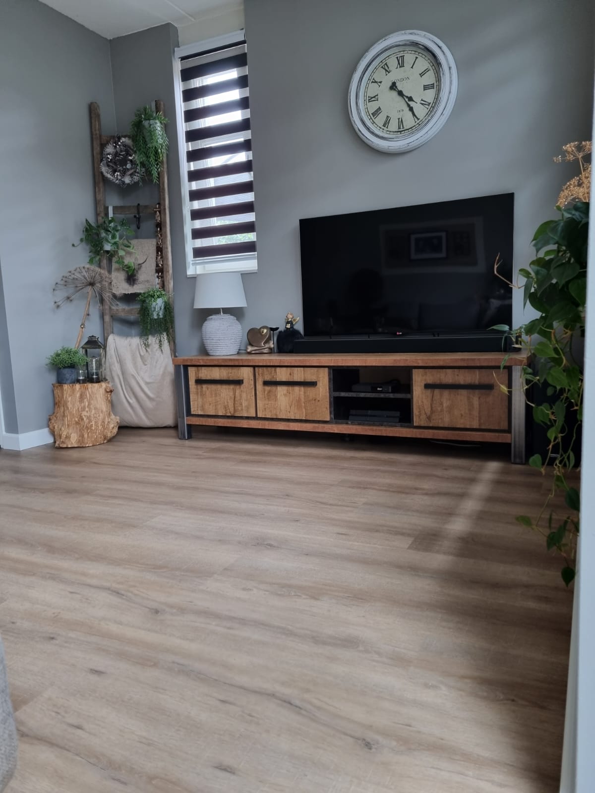 Bedroom With Wooden Floor